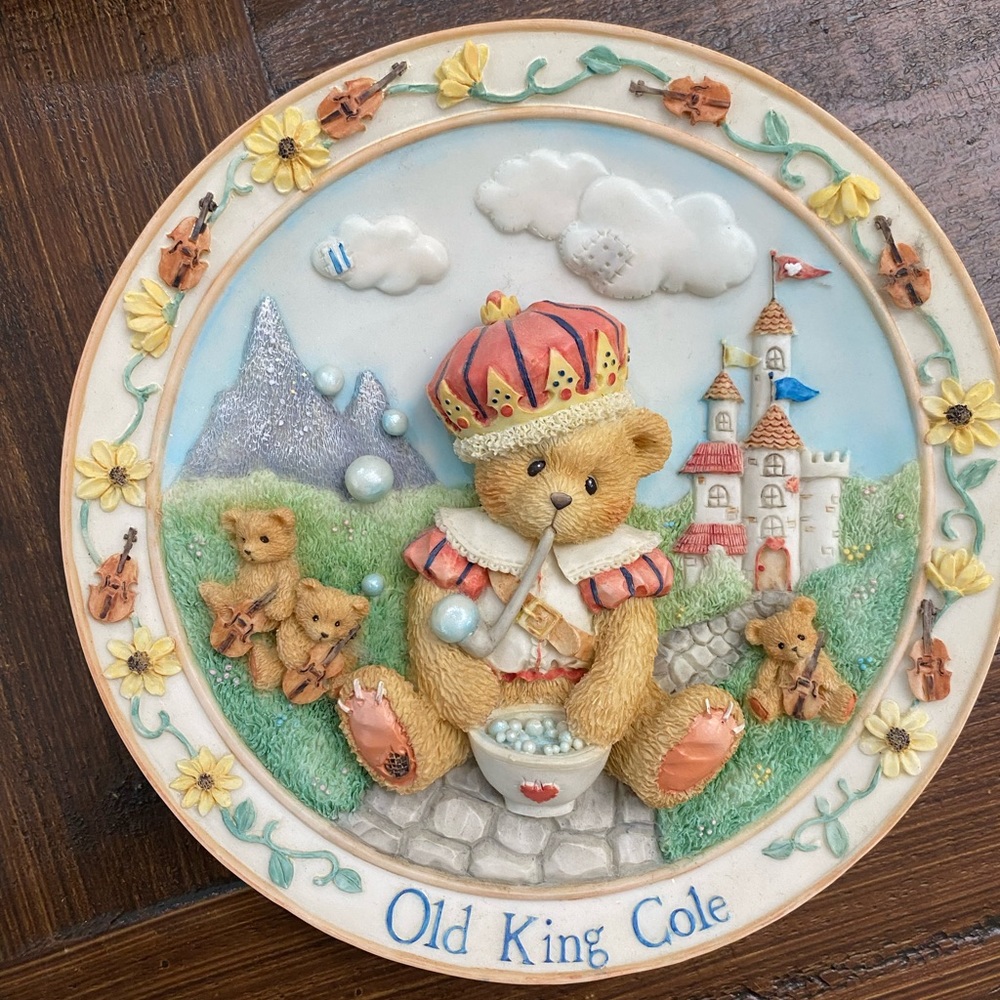 Cherished Teddies Old King Cole wall plate